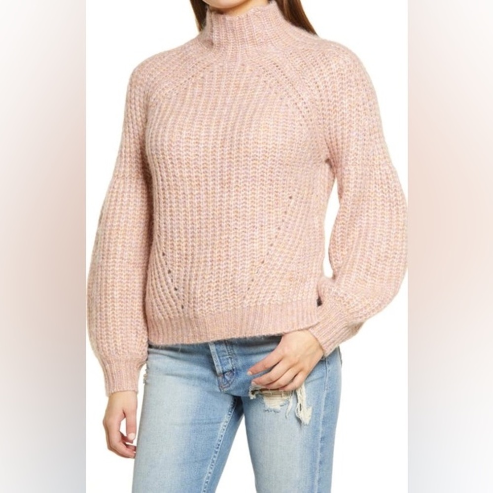 All in Favor Women's Mockneck Pink Puff Sleeve Sweater Size S